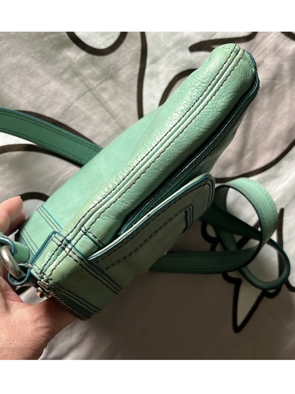 Fossil Seafoam Aqua Cowhide Leather Crossbody Shoulder Bag Purse Twist Lock - Picture 13 of 16